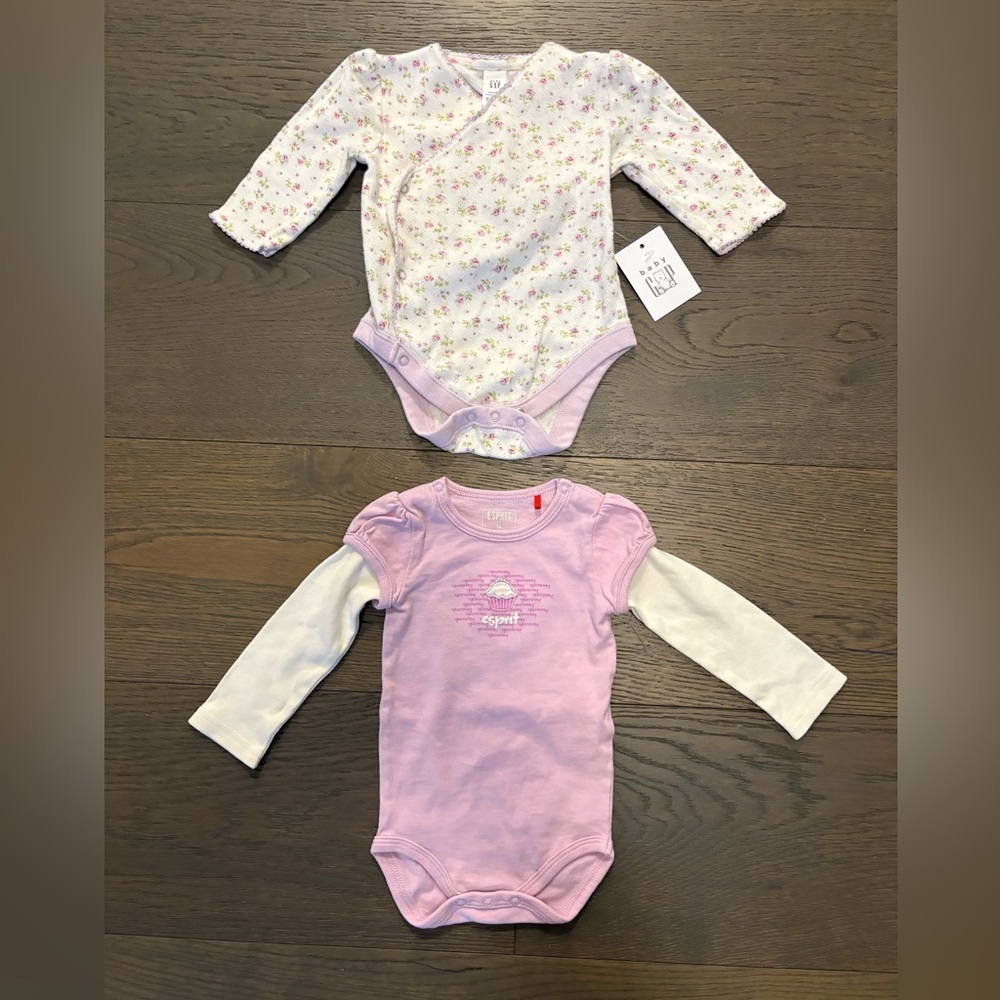 Espirit & Baby gap adaptable baby girl onesies 0-3M NWt